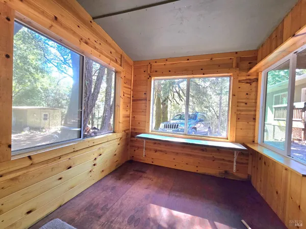 $340,000 | 36193 Covelo Road, Willits, CA 95490