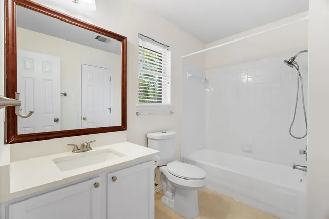 $1,900 | 1700 Canon Yeomans Trail, Austin, TX 78748