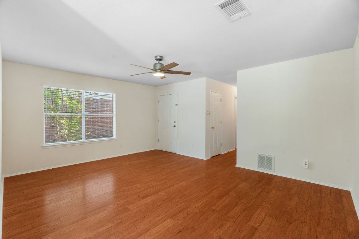 1700 Canon Yeomans Trail Austin, TX 78748 - Photo 10 of 32 a view of an empty room with a window
