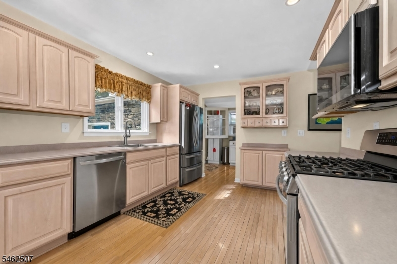 3 Galloping Hill Road Lebanon, NJ 08833 - Photo 11 of 31 Gallery Image 11