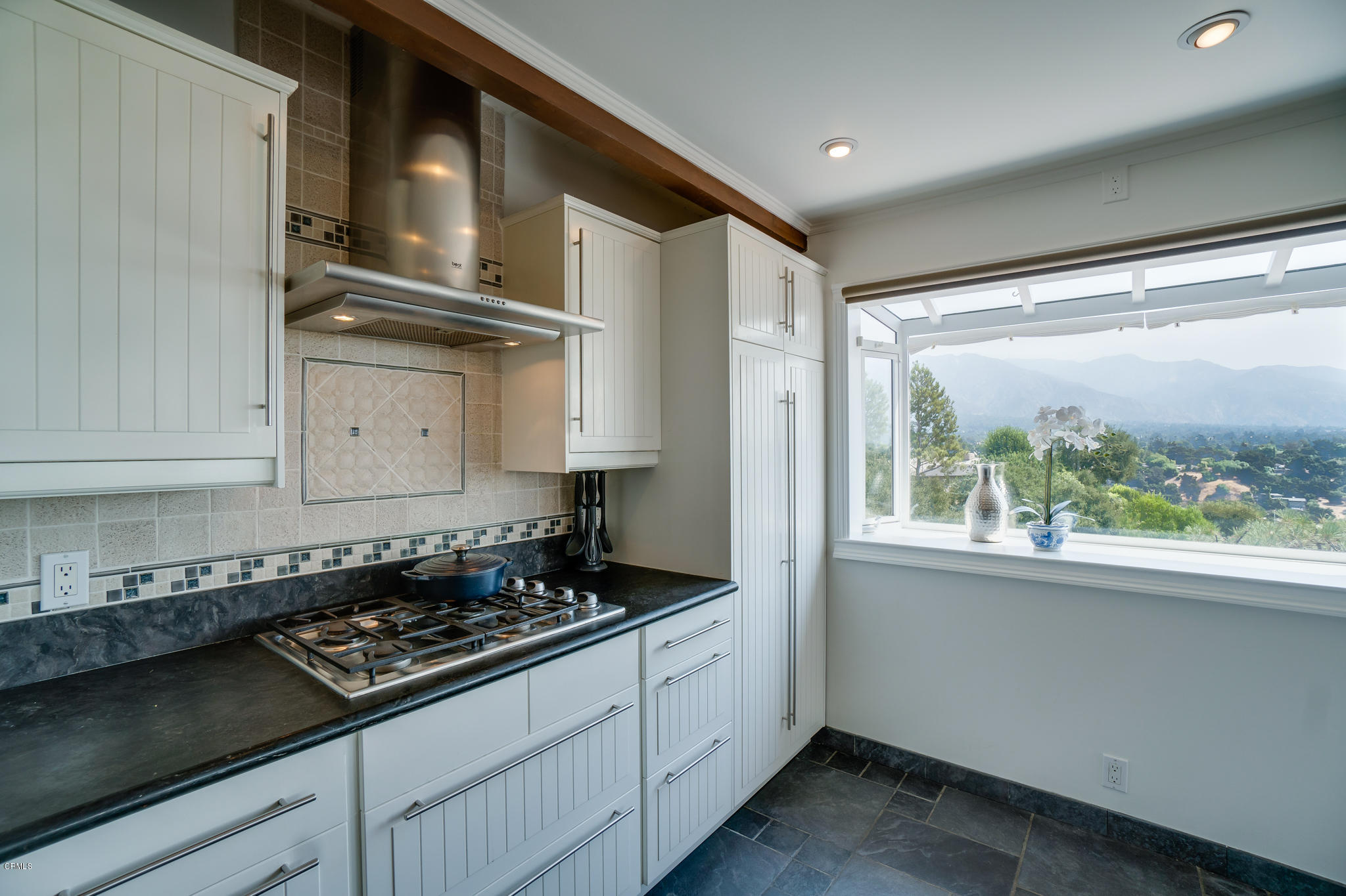 1820 Devon Road Pasadena, CA 91103 - Photo 21 of 54 DSC08142