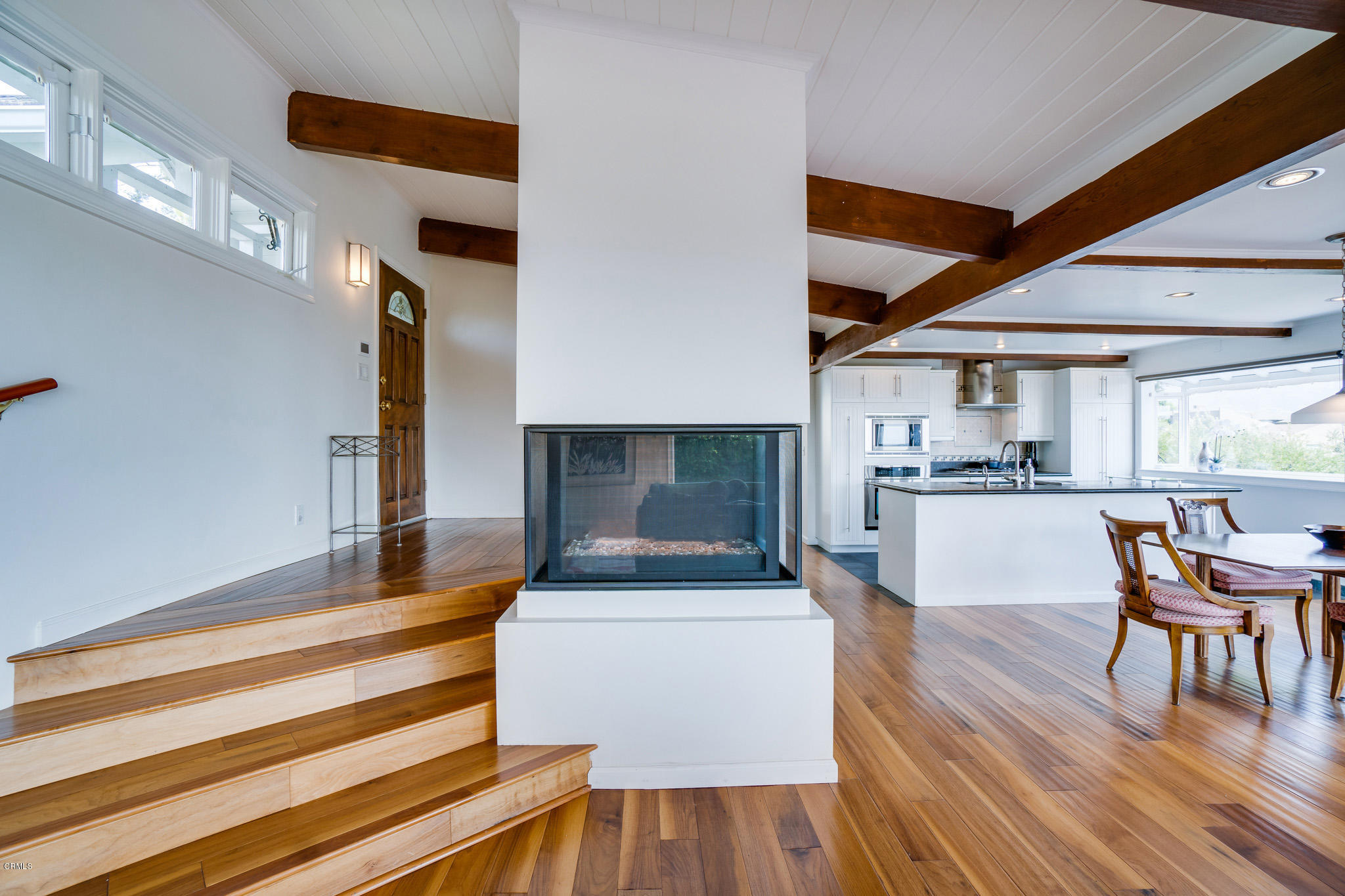 1820 Devon Road Pasadena, CA 91103 - Photo 5 of 54 DSC08394