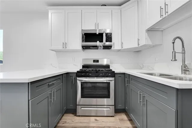 $2,475 | 1020 Dennis Avenue, Unit B, Simi Valley, CA 93065