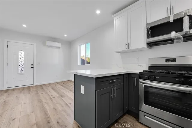 $2,475 | 1020 Dennis Avenue, Unit B, Simi Valley, CA 93065