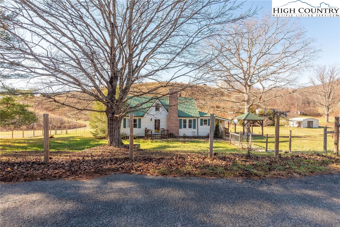 469 Smith Dixon Road Crumpler, NC 28617 - Photo 42 of 45 Gallery Image 42