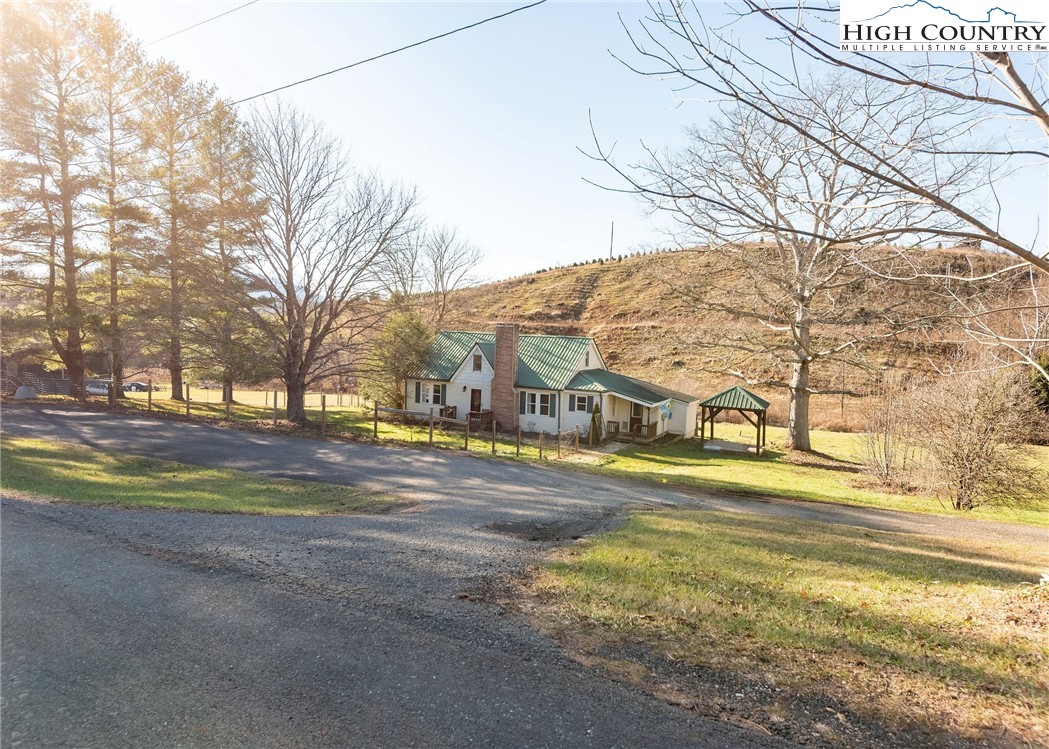 469 Smith Dixon Road Crumpler, NC 28617 - Photo 43 of 45 Gallery Image 43