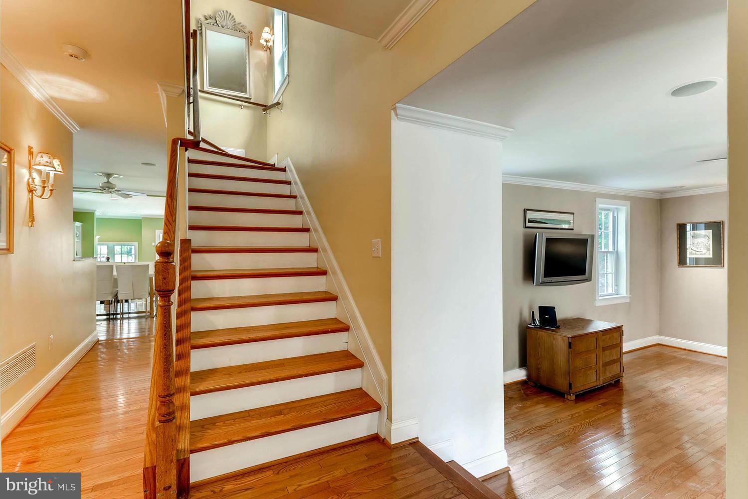 10623 Stevenson Road Stevenson, MD 21153 - Photo 5 of 29 Interior (General)