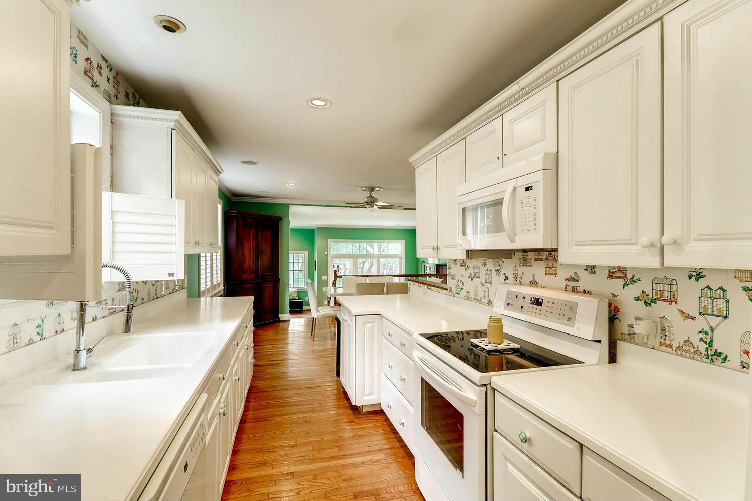 10623 Stevenson Road Stevenson, MD 21153 - Photo 9 of 29 Kitchen