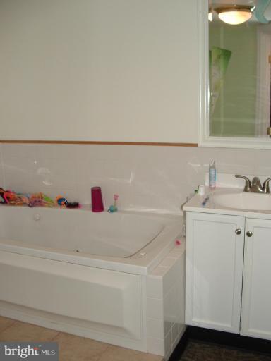 lower level bath