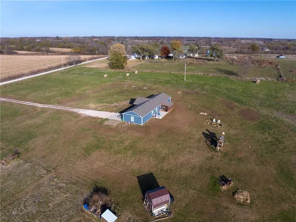 $525,000 | 39201 East 351st Street, Creighton, MO 64739