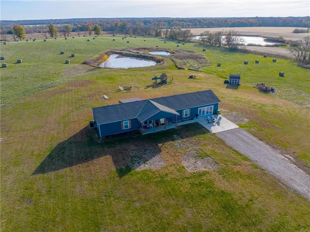 $540,000 | 39201 East 351st Street, Creighton, MO 64739