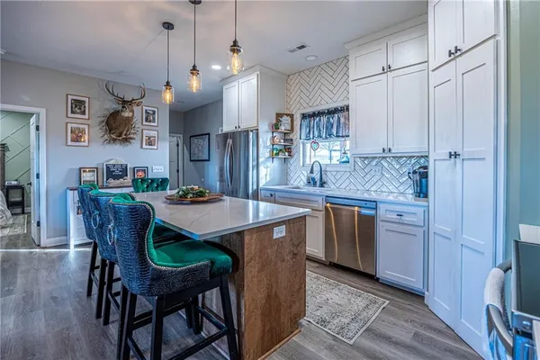 $525,000 | 39201 East 351st Street, Creighton, MO 64739