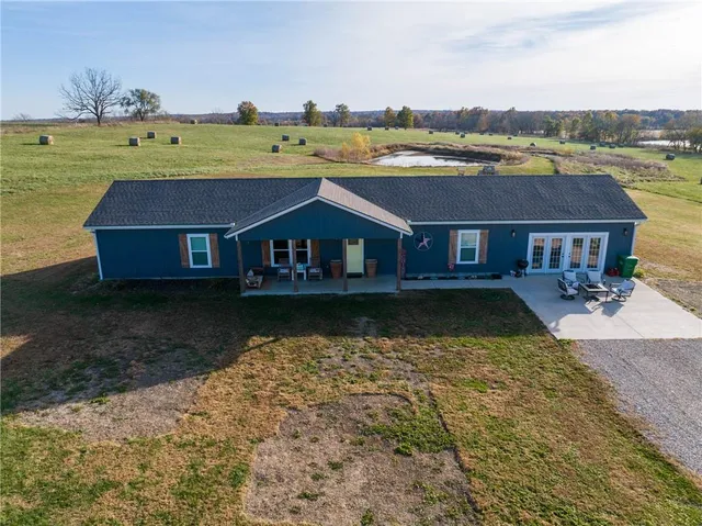 $540,000 | 39201 East 351st Street, Creighton, MO 64739