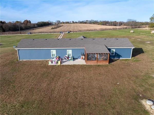 $525,000 | 39201 East 351st Street, Creighton, MO 64739