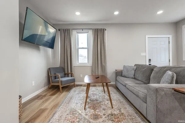 $699,900 | 602 North Frances Street, South Bend, IN 46617