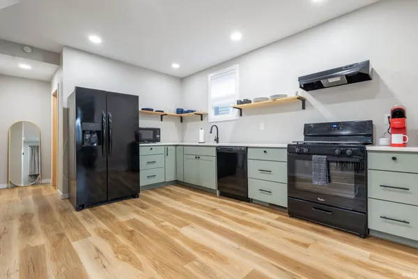 $699,900 | 602 North Frances Street, South Bend, IN 46617