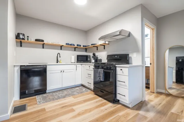 $874,900 | 602 North Frances Street, South Bend, IN 46617