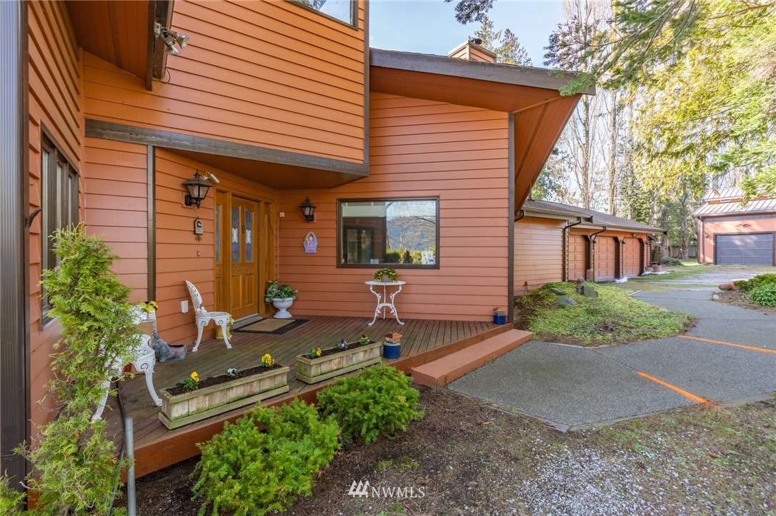 2643 North Shore Road Bellingham, WA 98226 - Photo 16 of 38 Gallery Image 16