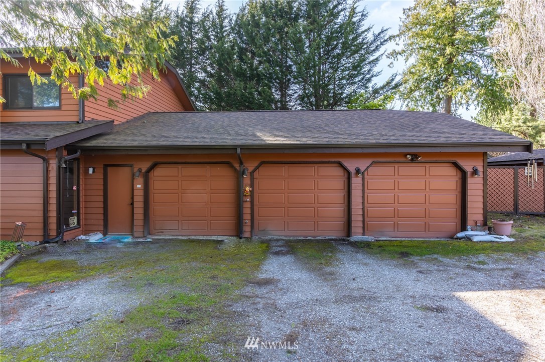 2643 North Shore Road Bellingham, WA 98226 - Photo 17 of 38 Gallery Image 17