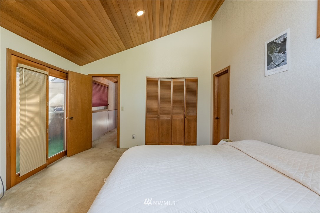 2643 North Shore Road Bellingham, WA 98226 - Photo 35 of 38 Gallery Image 35