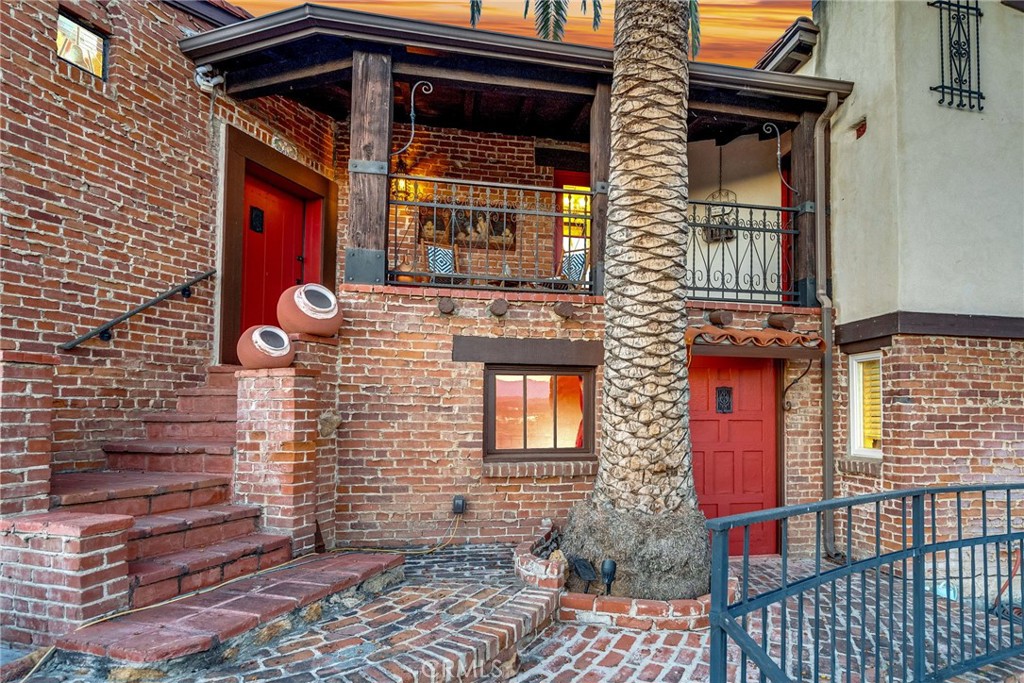 3240 Pachappa Hill Riverside, CA 92506 - Photo 11 of 75 a front view of a house