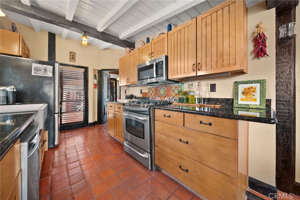 3240 Pachappa Hill Riverside, CA 92506 - Photo 32 of 75