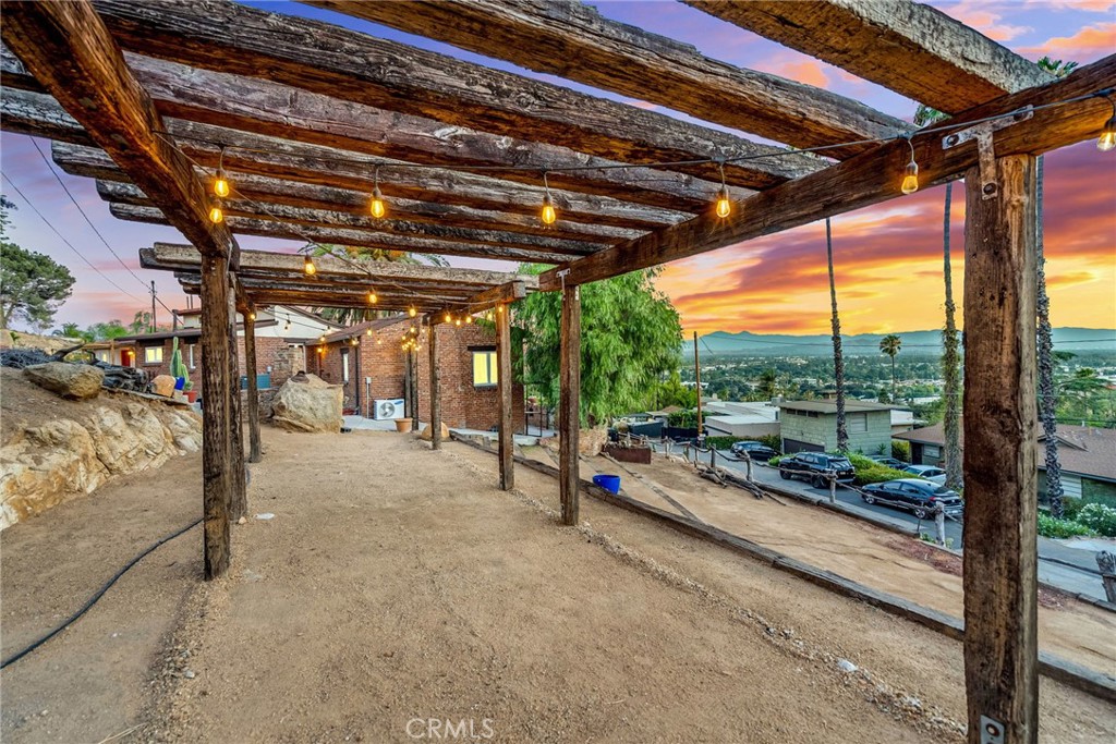 3240 Pachappa Hill Riverside, CA 92506 - Photo 74 of 75