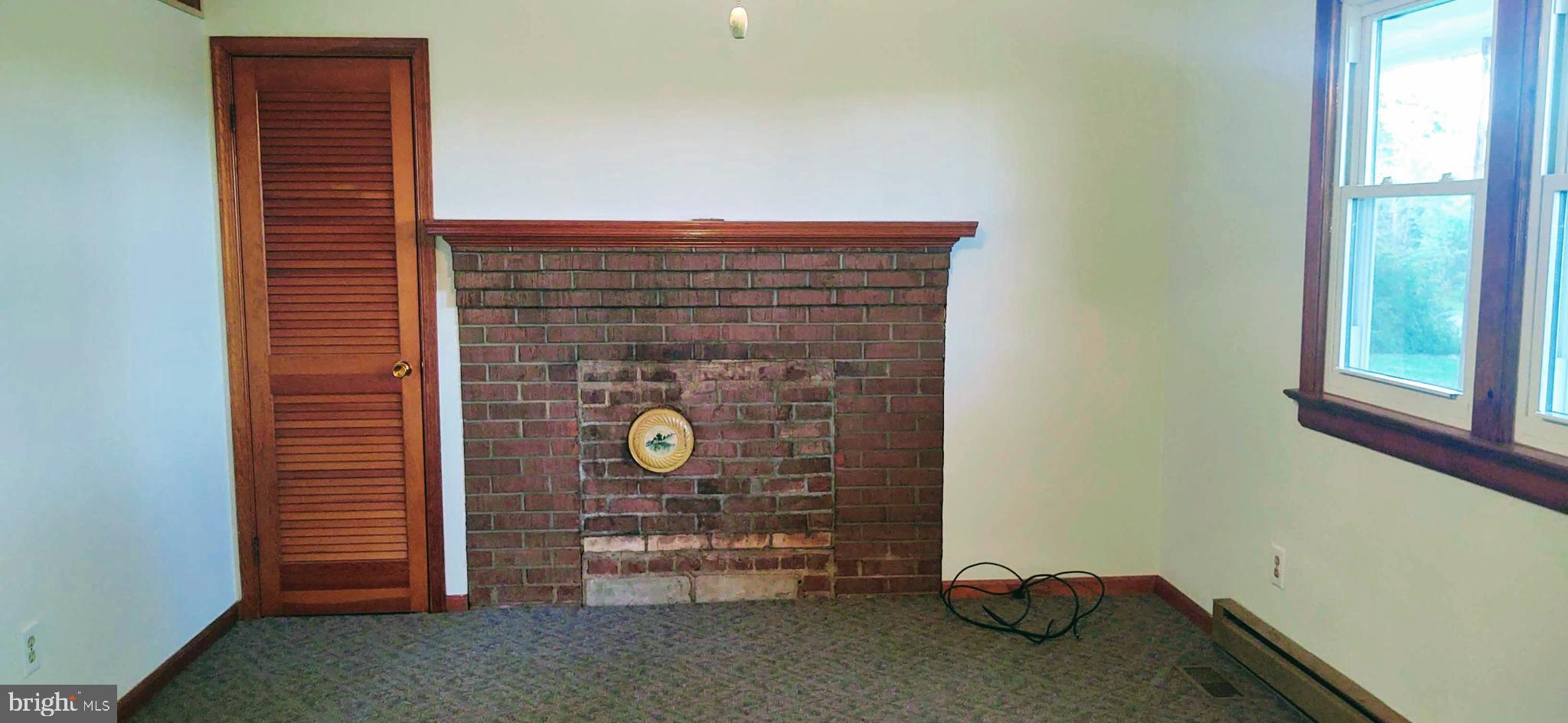 21360 Landora Bridge Road Ruther Glen, VA 22546 - Photo 6 of 25 Family/Bonus Room