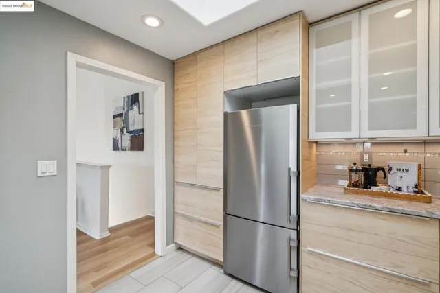 $975,000 | 6656 Charing Cross Road, Oakland, CA 94618