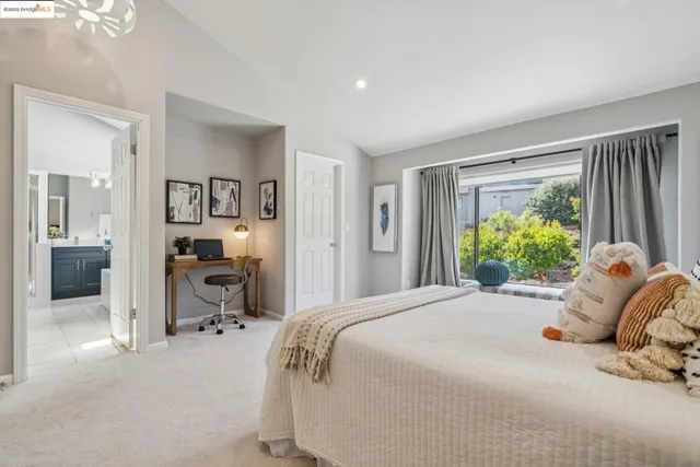 $975,000 | 6656 Charing Cross Road, Oakland, CA 94618