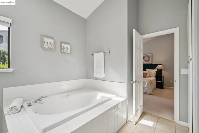 $975,000 | 6656 Charing Cross Road, Oakland, CA 94618