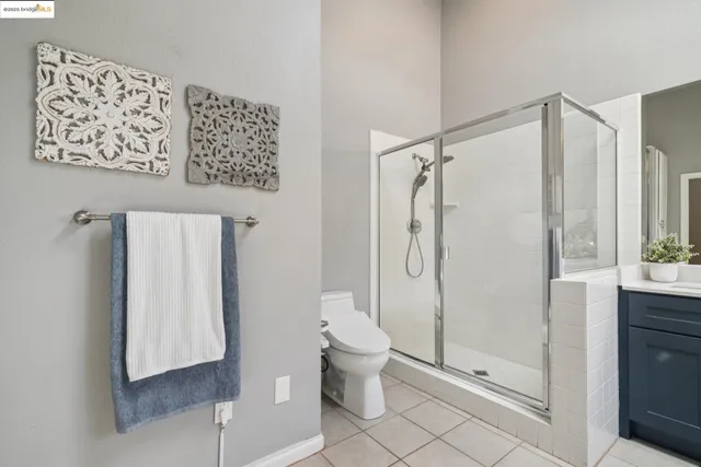 $975,000 | 6656 Charing Cross Road, Oakland, CA 94618