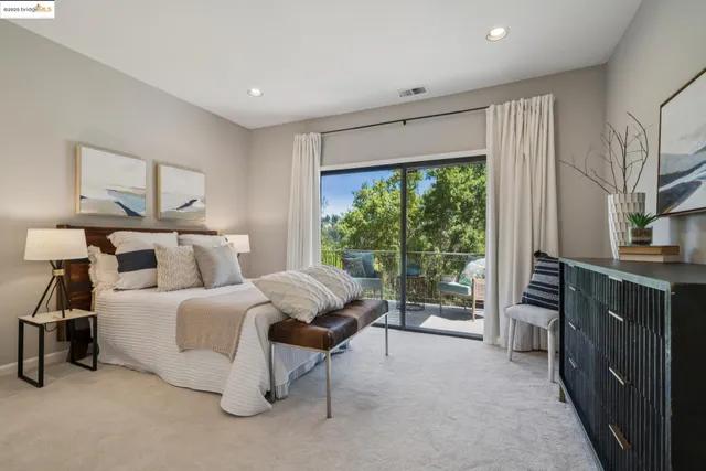 $975,000 | 6656 Charing Cross Road, Oakland, CA 94618