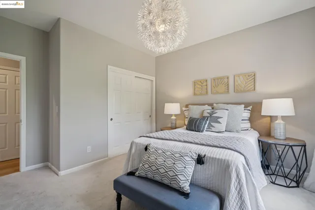 $975,000 | 6656 Charing Cross Road, Oakland, CA 94618