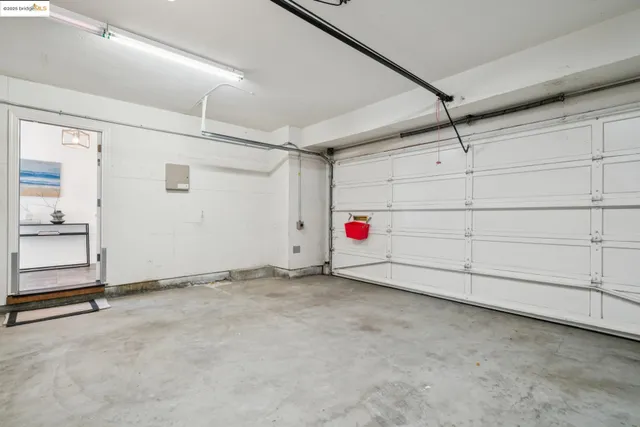 $975,000 | 6656 Charing Cross Road, Oakland, CA 94618