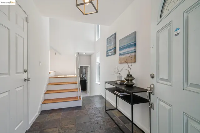 $975,000 | 6656 Charing Cross Road, Oakland, CA 94618