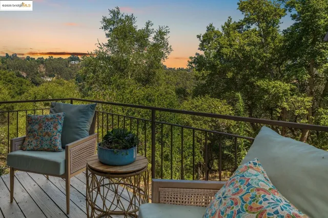 $975,000 | 6656 Charing Cross Road, Oakland, CA 94618