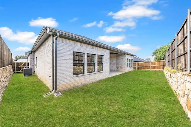 $499,000 | 6425 St George Court, North Richland Hills, TX 76180