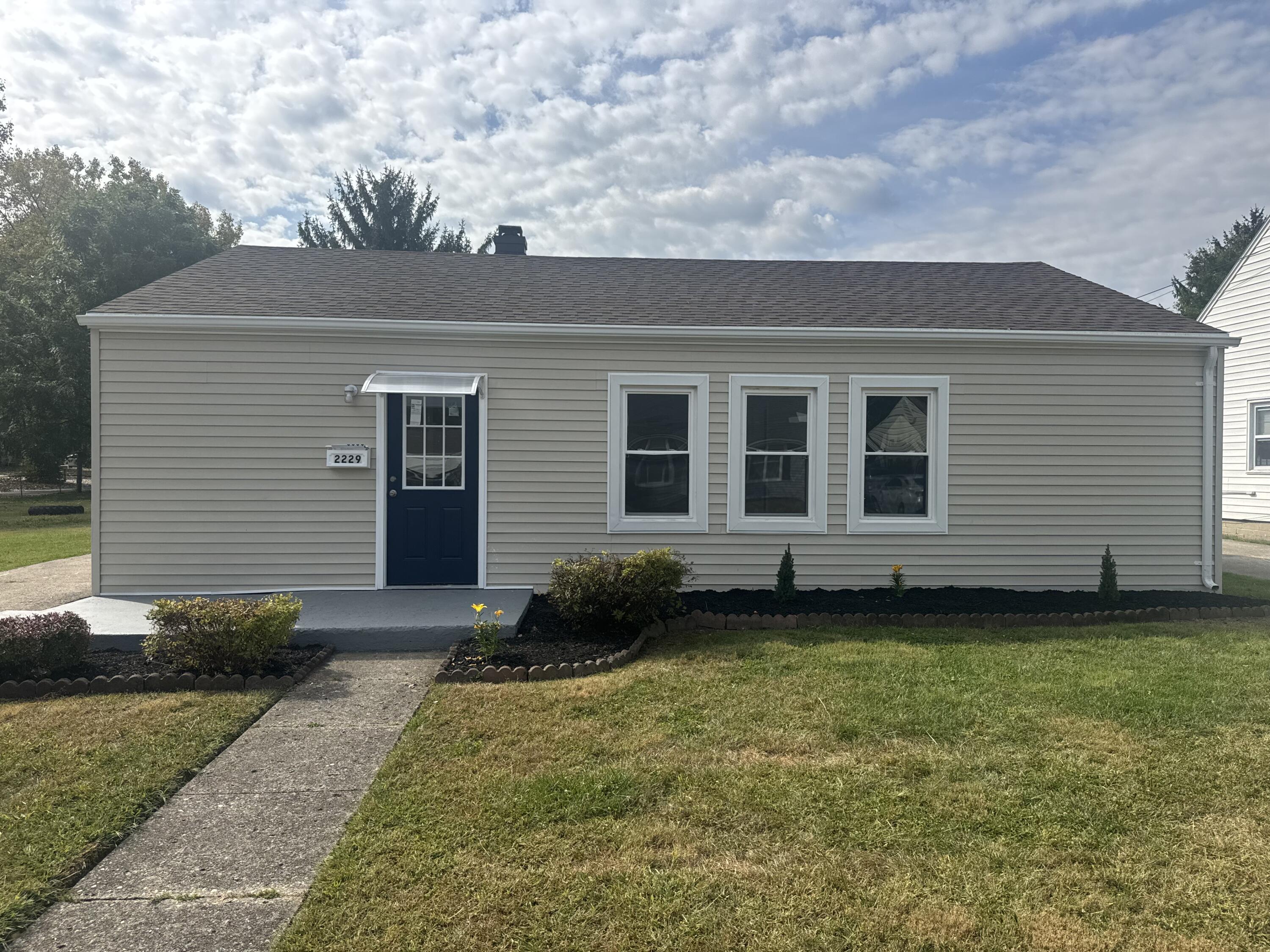 2229 North Hadley Road Springfield, OH 45505 - Photo 1 of 30 Gallery Image 1