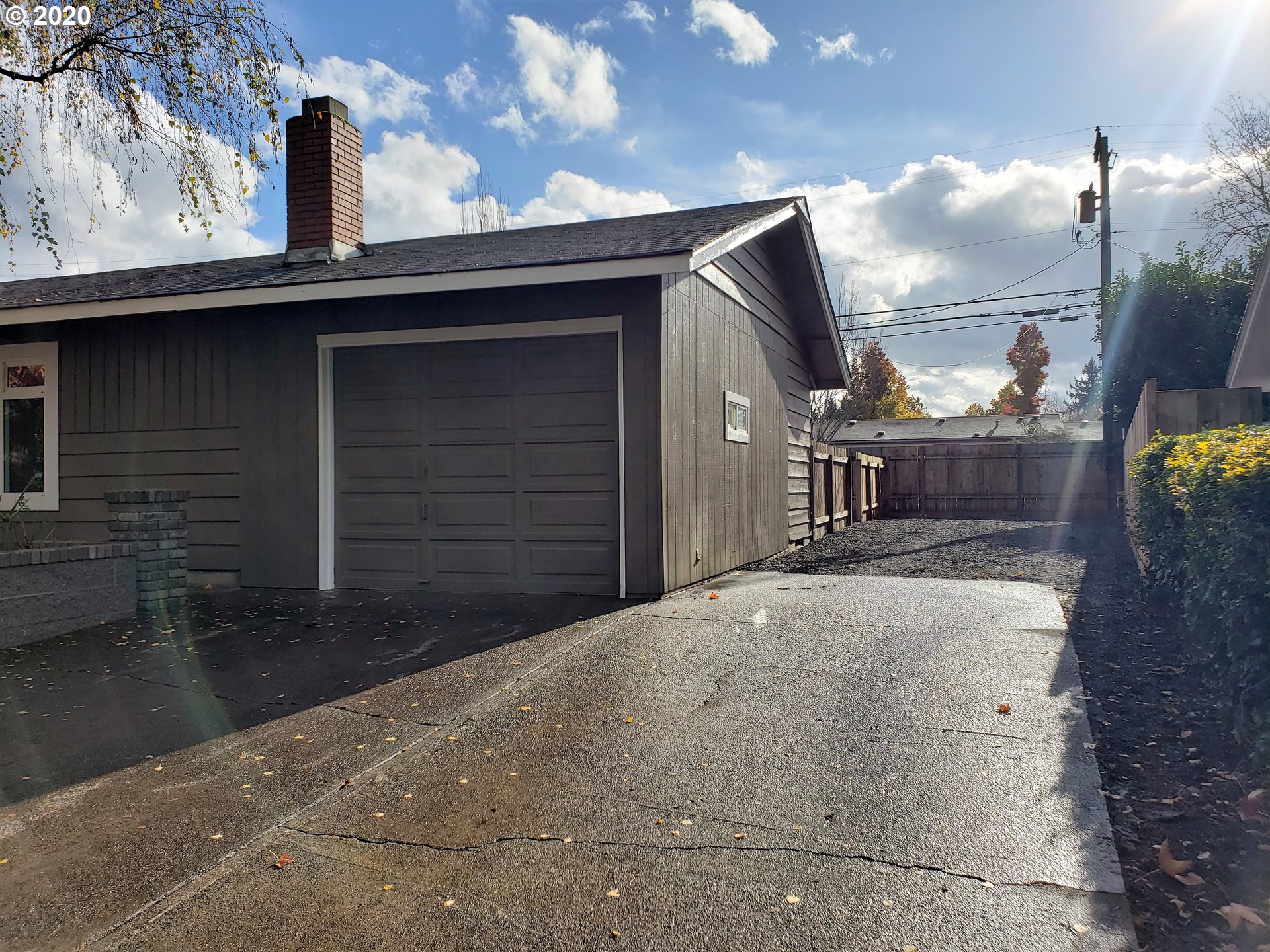 1561 Sequoia Avenue Springfield, OR 97477 - Photo 4 of 24