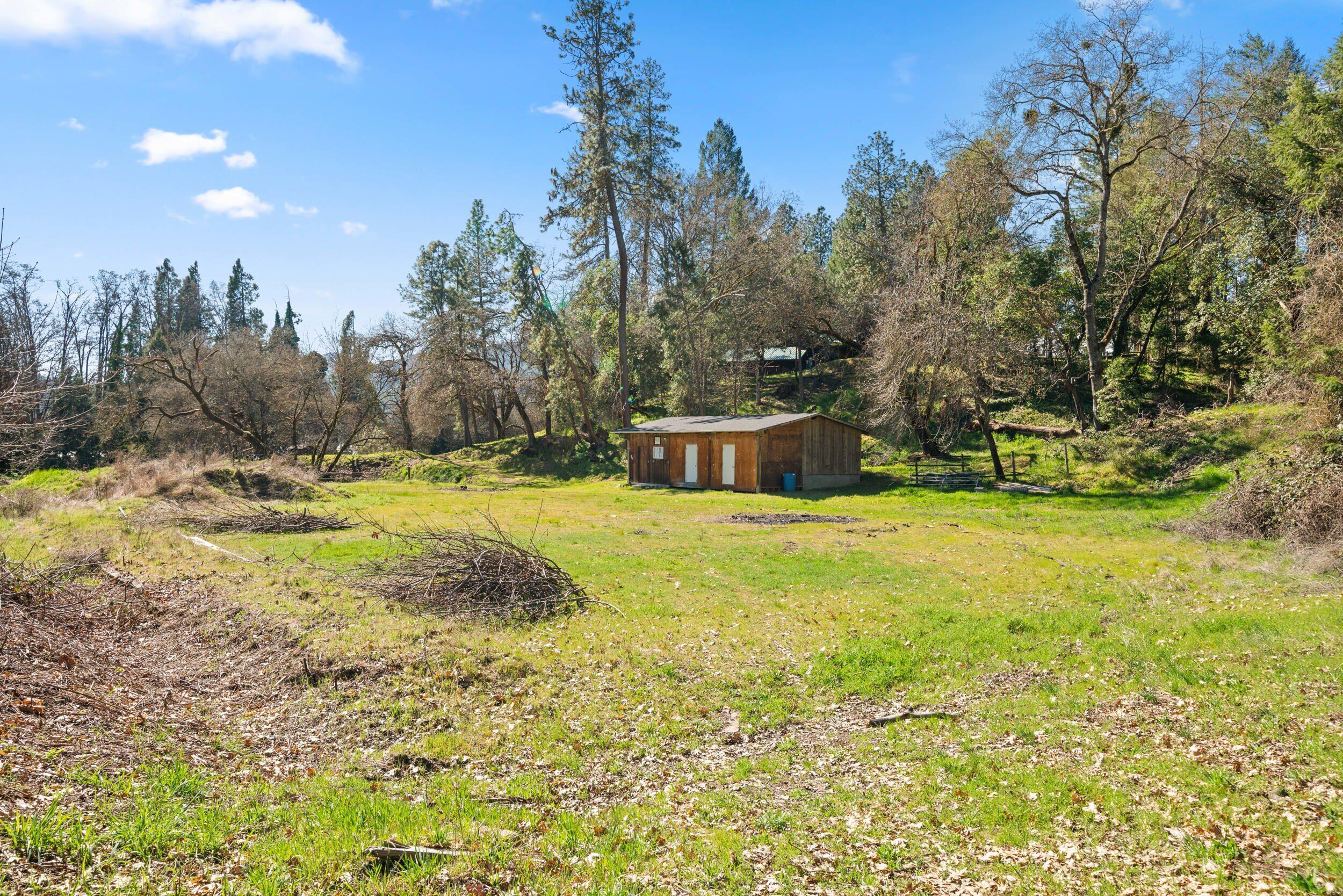 151 Kubli Road Grants Pass, OR 97527 - Photo 38 of 55