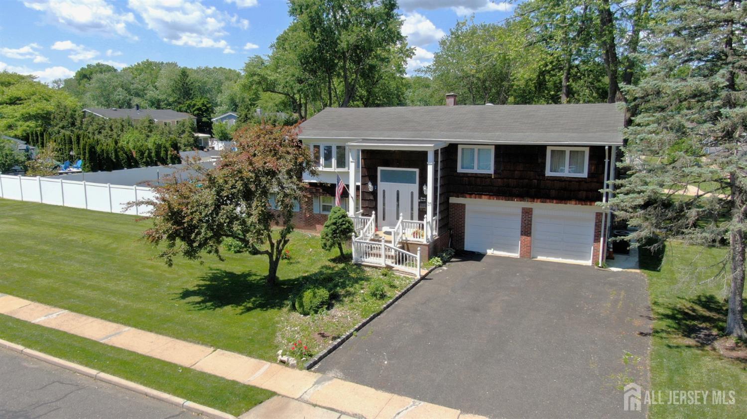 37 Valley Vale Drive Old Bridge, NJ 08857 - Photo 2 of 26
