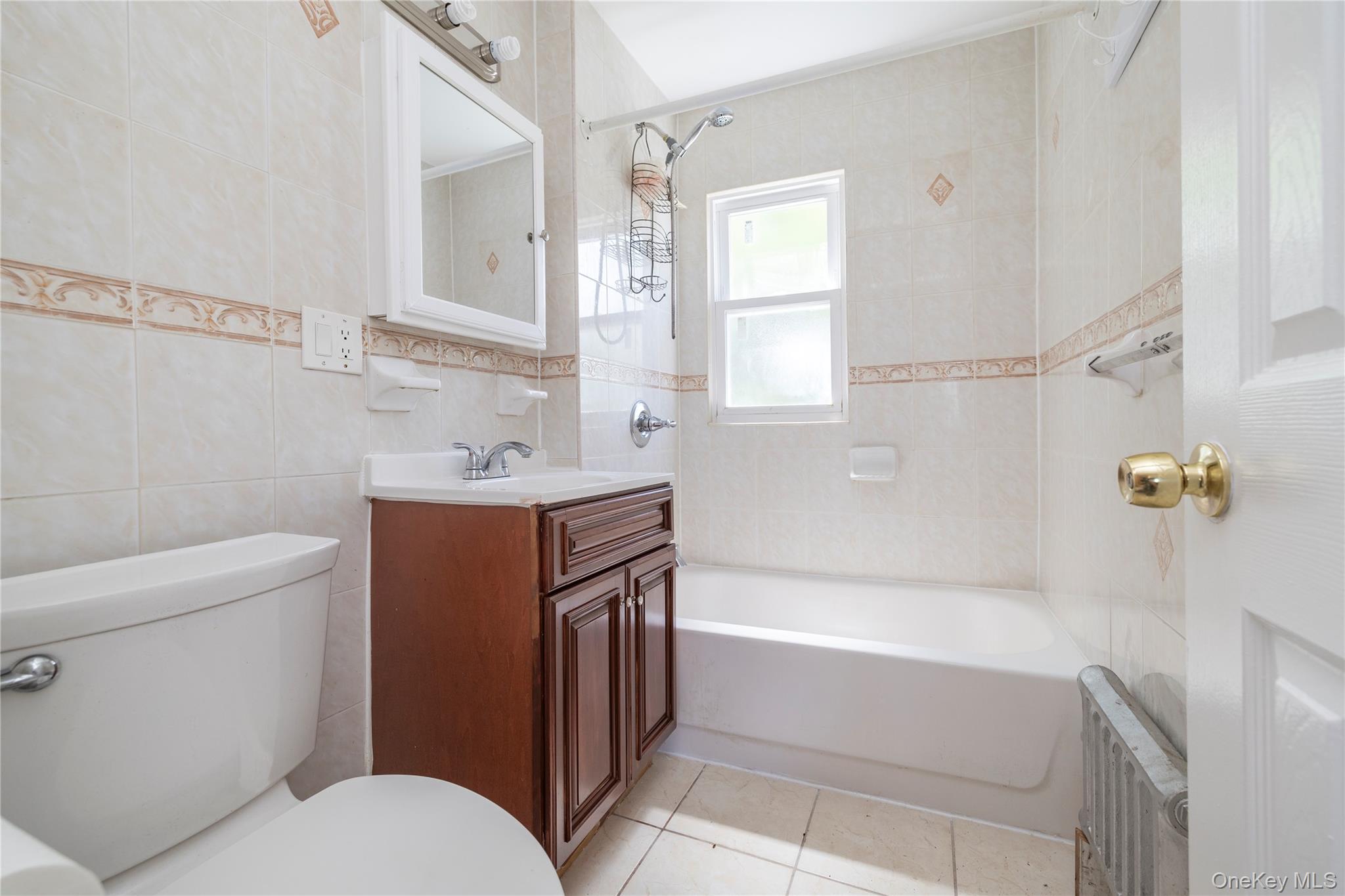 168-14 110th Road Queens, NY 11433 - Photo 15 of 18