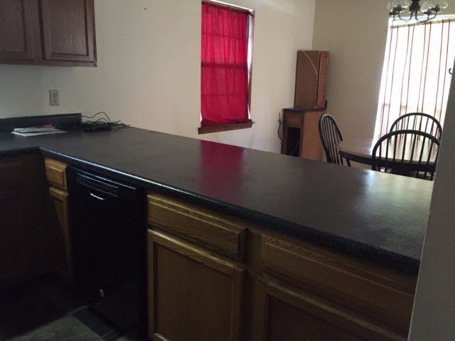 531 West Rose Avenue Foley, AL 36535 - Photo 3 of 13 Kitchen Counter