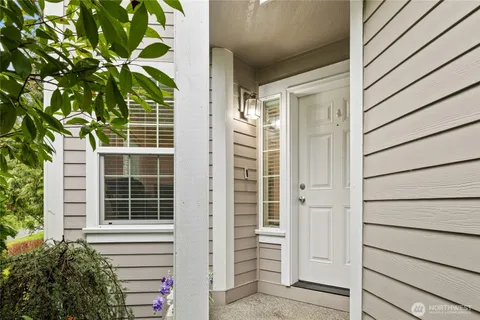 $505,000 | 18135 72nd Avenue East, Puyallup, WA 98375