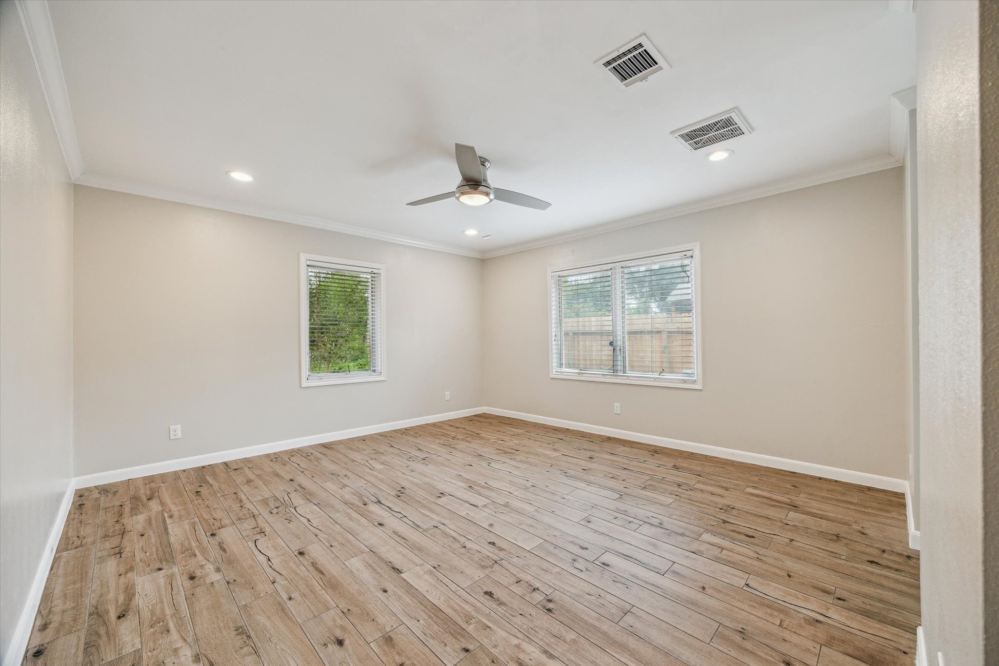 5118 Indigo Street Houston, TX 77096 - Photo 16 of 20