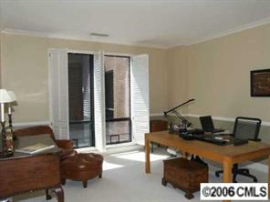 856 Cherokee Road, Unit 856 Charlotte, NC 28207 - Photo 4 of 8 Gallery Image 4