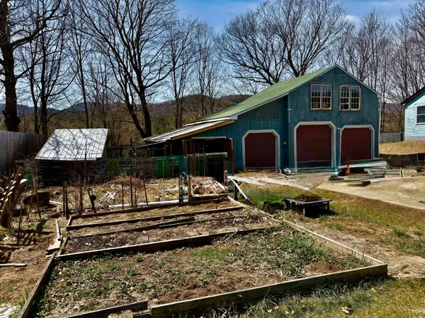 $245,000 | 97 Middle Avenue, Mexico, ME 04257