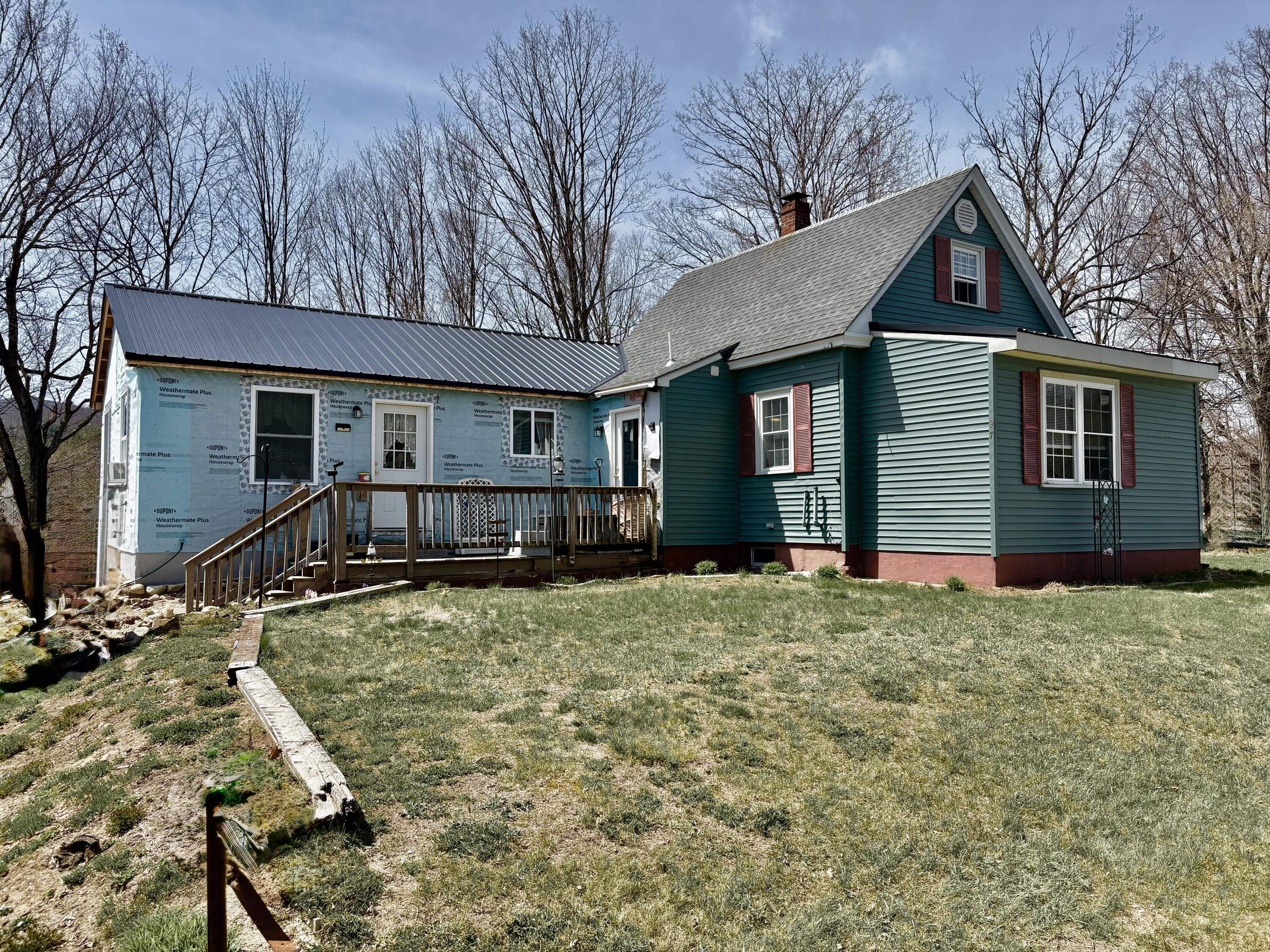 97 Middle Avenue Mexico, ME 04257 - Photo 3 of 37 IMG_8968