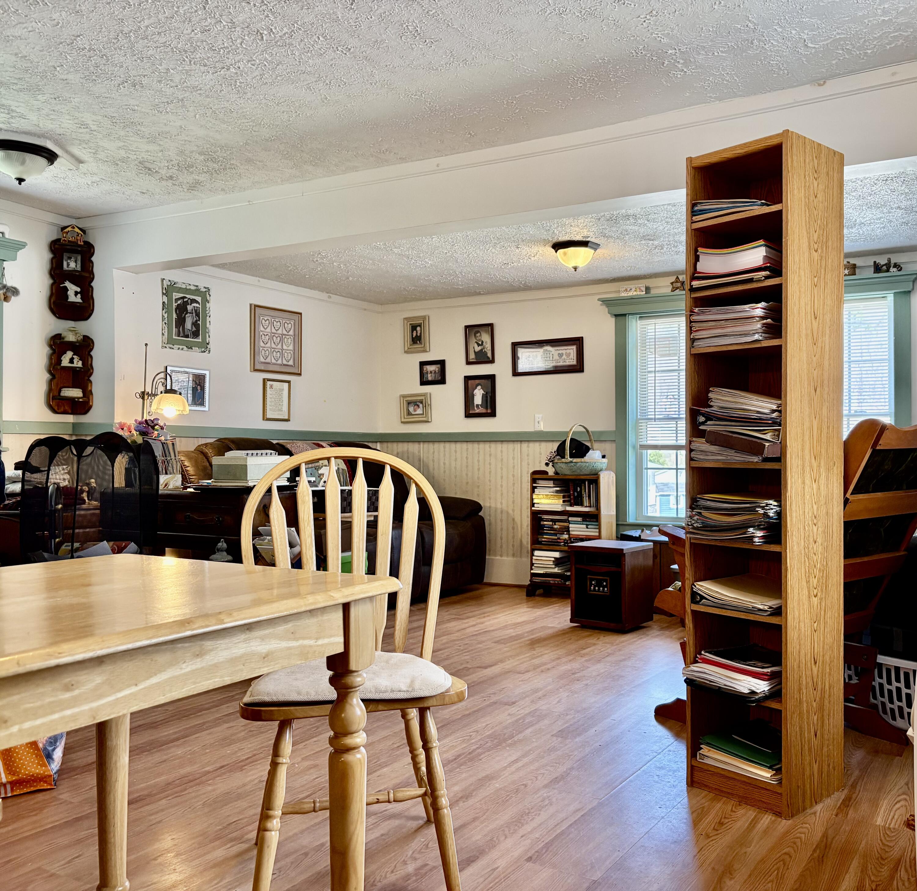 97 Middle Avenue Mexico, ME 04257 - Photo 5 of 37 IMG_8984